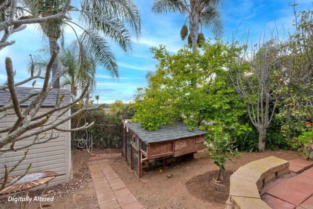 1817 Queens Way, Vista, CA 92084