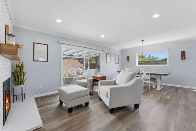 8182 Beaver Lake Dr, San Diego, CA 92119