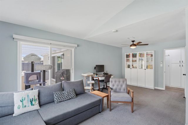 8182 Beaver Lake Dr, San Diego, CA 92119