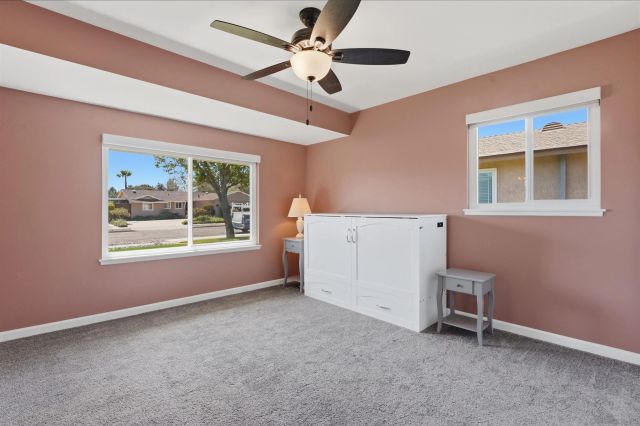 8182 Beaver Lake Dr, San Diego, CA 92119