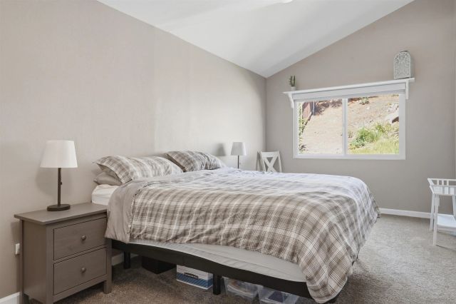 8182 Beaver Lake Dr, San Diego, CA 92119