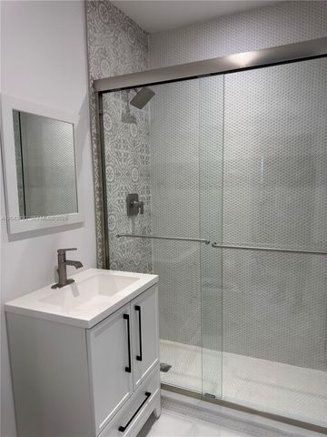 951 E 32nd Street, Hialeah, FL 33013