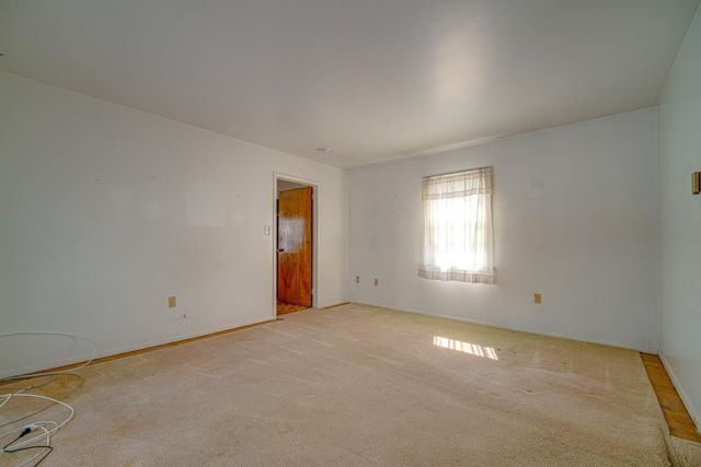 1074 GARRY TERRACE, Secaucus, NJ 07094