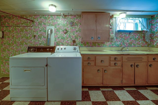 1074 GARRY TERRACE, Secaucus, NJ 07094