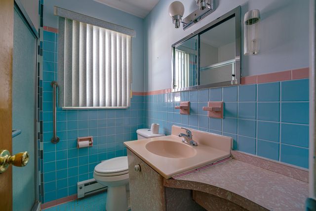 1074 GARRY TERRACE, Secaucus, NJ 07094