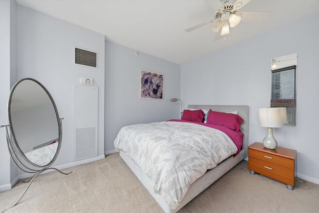 600 N Dearborn Street 1512, Chicago, IL 60654