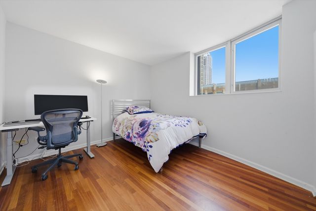 600 N Dearborn Street 1512, Chicago, IL 60654