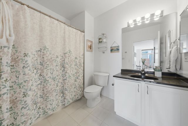 600 N Dearborn Street 1512, Chicago, IL 60654