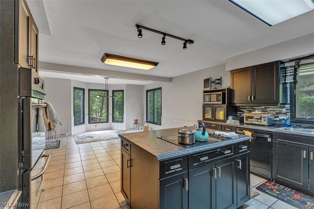 29399 Orangewood Drive, Orange, OH 44122