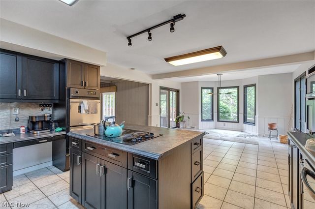 29399 Orangewood Drive, Orange, OH 44122