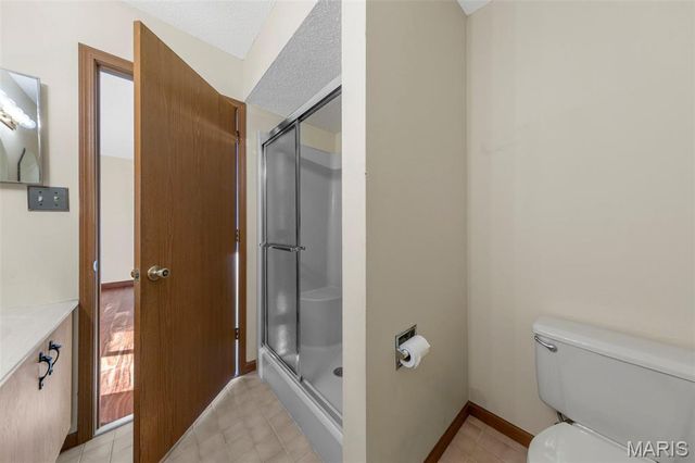 13112 Royal Pines Drive, St Louis, MO 63146