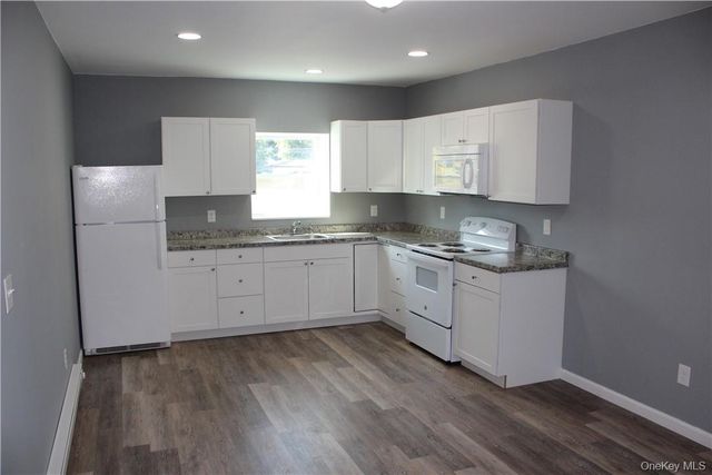 3144 Route 9W 3, New Windsor, NY 12553