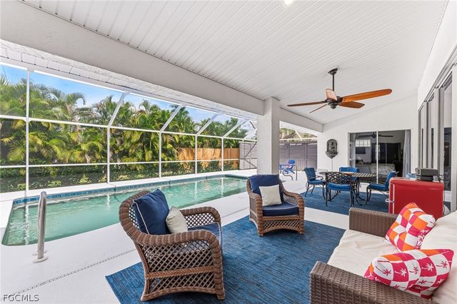 1377 Coconut DR, Fort Myers, FL 33901