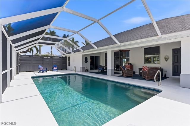 1377 Coconut DR, Fort Myers, FL 33901