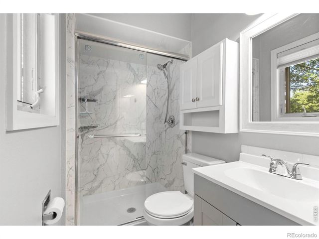 2424 52nd Ave Ct, Greeley, CO 80634