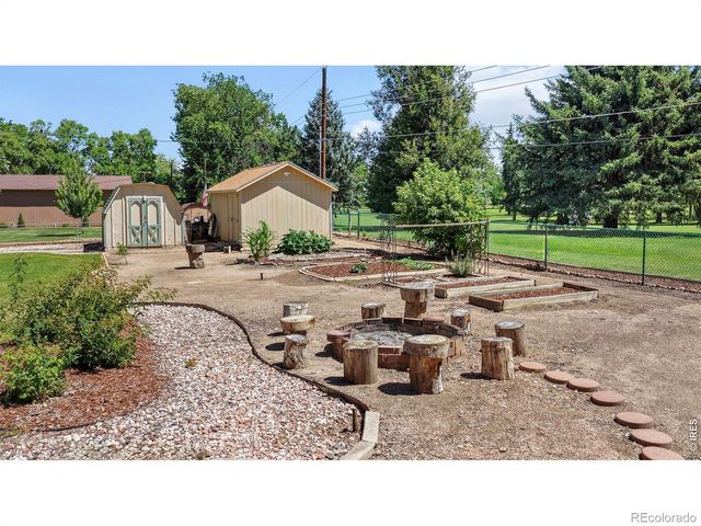 2424 52nd Ave Ct, Greeley, CO 80634