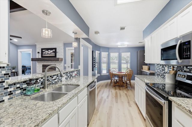 736 California Trail, Keller, TX 76248