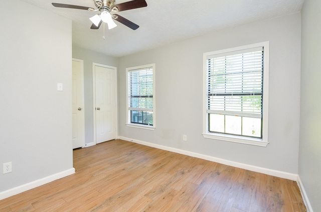 5405 Southlea Street, Houston, TX 77033