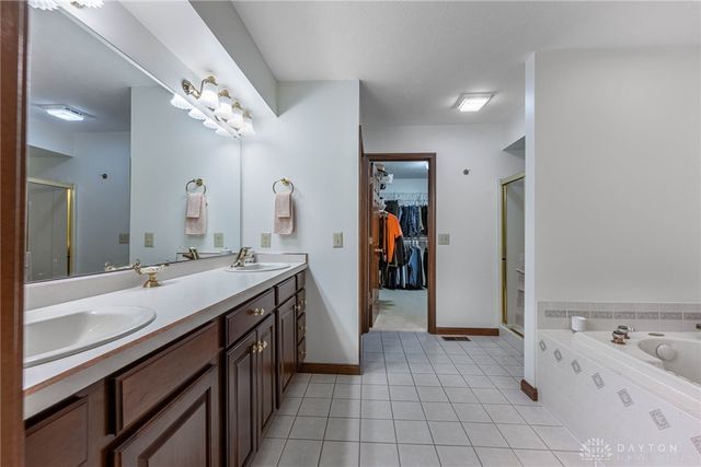 249 Chapel Drive, Springboro, OH 45066