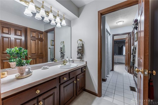 249 Chapel Drive, Springboro, OH 45066