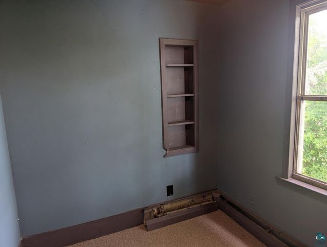 619 Weeks Ave, Superior, WI 54880