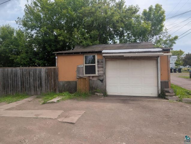 619 Weeks Ave, Superior, WI 54880