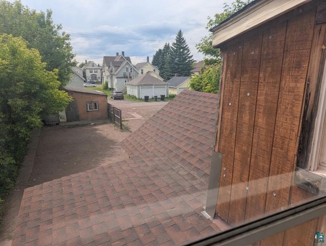 619 Weeks Ave, Superior, WI 54880