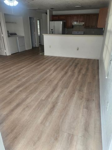 1669 W 27th Street B, Riviera Beach, FL 33404