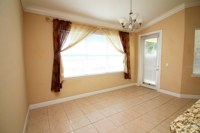 220 HARTRIDGE HILLS DR, Winter Haven, FL 33881