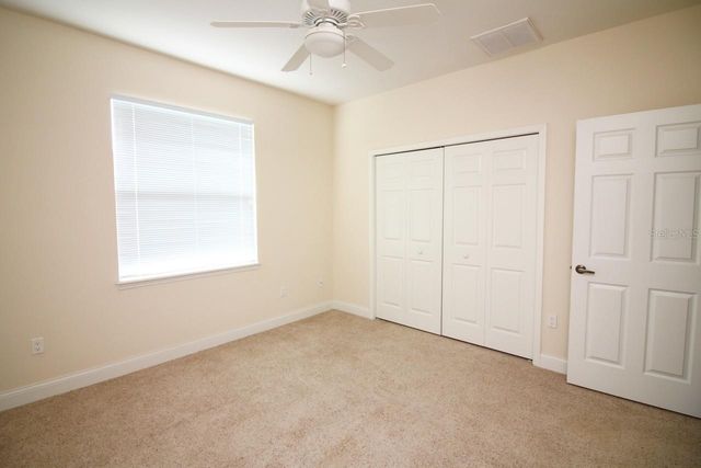 220 HARTRIDGE HILLS DR, Winter Haven, FL 33881