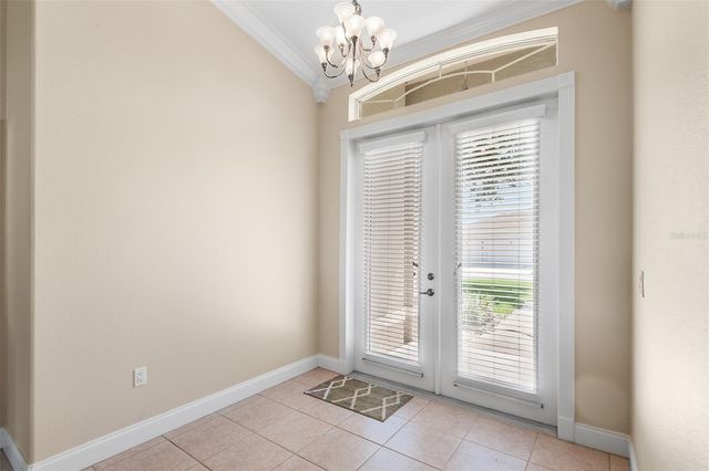 220 HARTRIDGE HILLS DR, Winter Haven, FL 33881