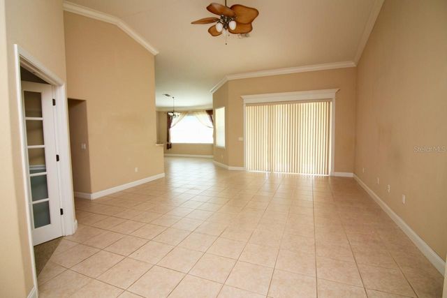 220 HARTRIDGE HILLS DR, Winter Haven, FL 33881