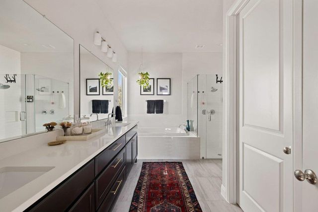 2503 Sunset Vista CIR 132, Spicewood, TX 78669