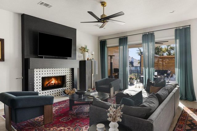 2503 Sunset Vista CIR 132, Spicewood, TX 78669