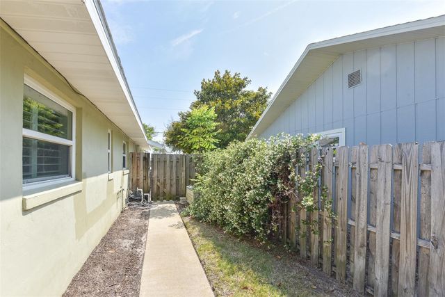 40 CUNNINGHAM DRIVE, New Smyrna Beach, FL 32168