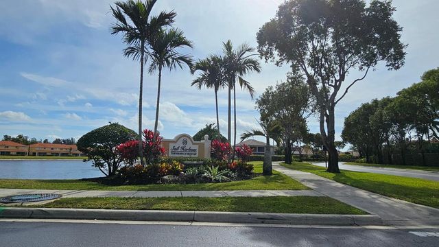 6087 Eaton Street, West Palm Beach, FL 33411