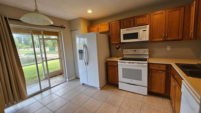 6087 Eaton Street, West Palm Beach, FL 33411