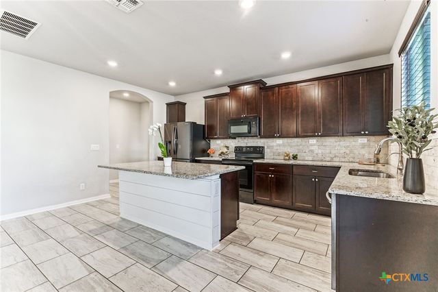 533 Sand Trail Street, New Braunfels, TX 78130