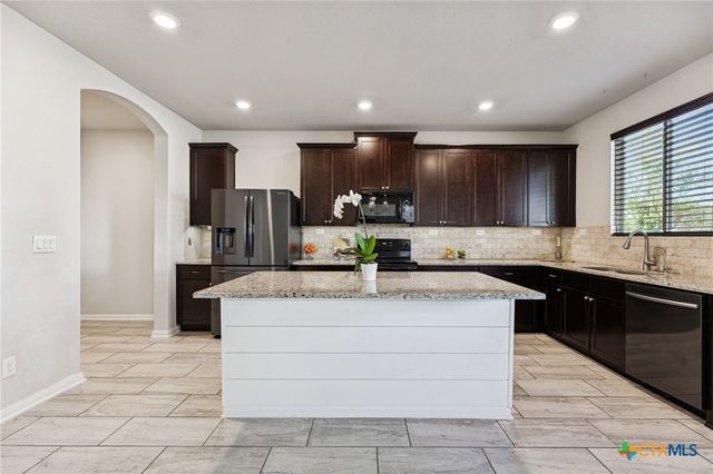 533 Sand Trail Street, New Braunfels, TX 78130