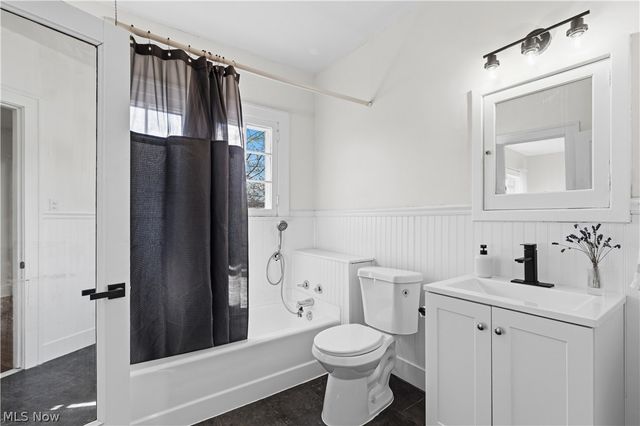 14605 S Woodland Road, Shaker Heights, OH 44120