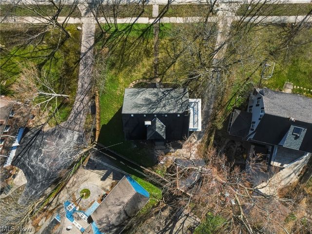 14605 S Woodland Road, Shaker Heights, OH 44120