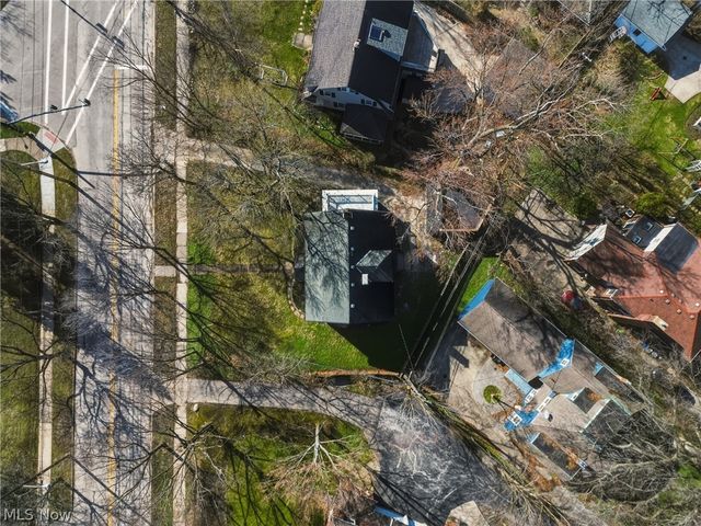 14605 S Woodland Road, Shaker Heights, OH 44120