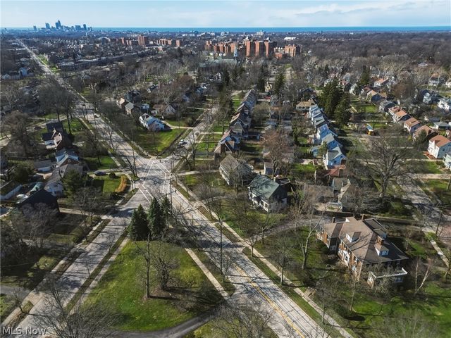 14605 S Woodland Road, Shaker Heights, OH 44120