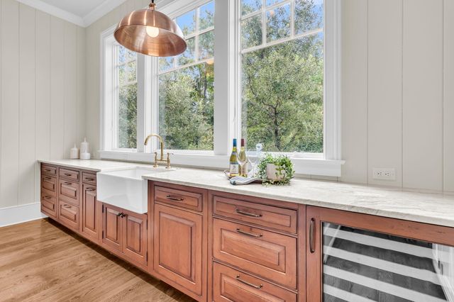 25 Hazelhurst Street, Charleston, SC 29492