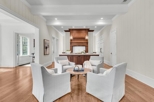 25 Hazelhurst Street, Charleston, SC 29492