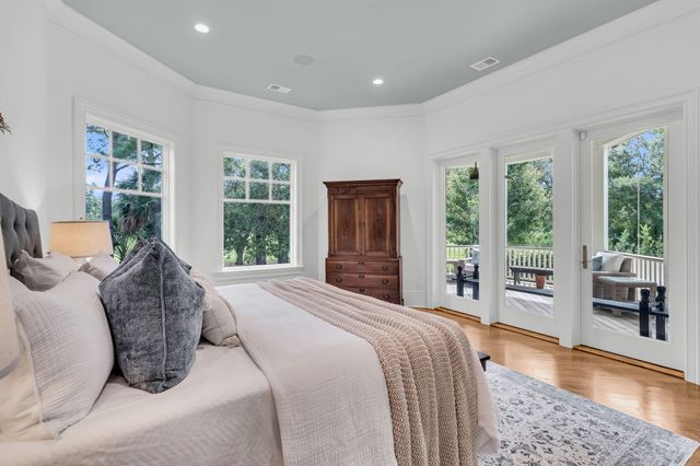 25 Hazelhurst Street, Charleston, SC 29492