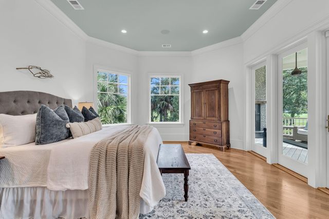 25 Hazelhurst Street, Charleston, SC 29492