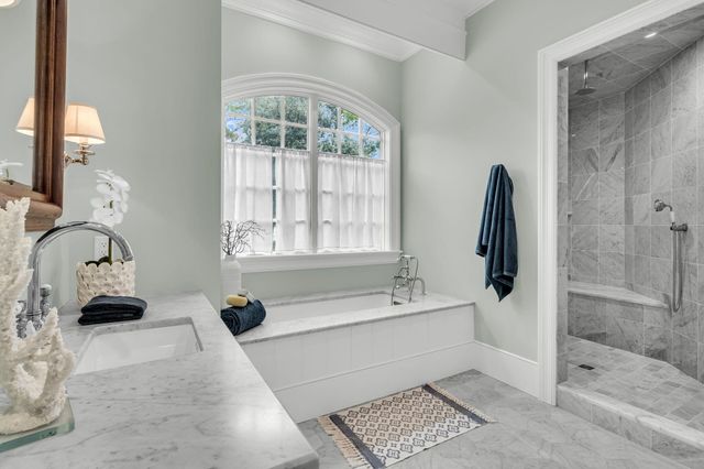 25 Hazelhurst Street, Charleston, SC 29492