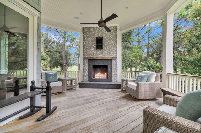 25 Hazelhurst Street, Charleston, SC 29492