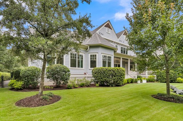 25 Hazelhurst Street, Charleston, SC 29492